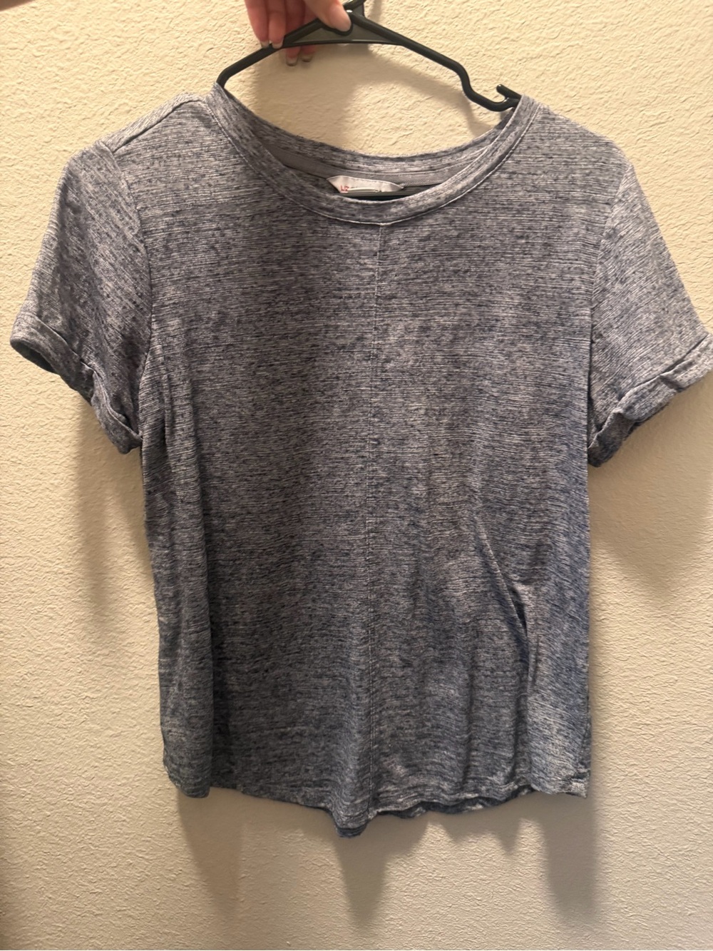 Liz Claiborne Heathered Light Blue Short Sleeve Crewneck Top